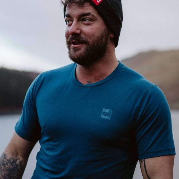 퐁당닷컴,★이월 상품★ 레드 퍼포먼스 티셔츠,영국 감성 프리미엄 레드, High quality 기능성 원단의 러닝, 아웃도어 티셔츠,레드,수영, 물놀이 > 어패럴 > 반바지, 티셔츠, 후디