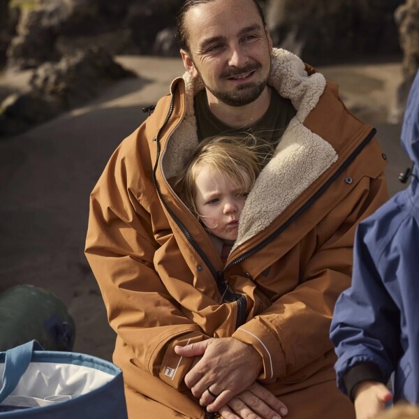 퐁당닷컴,레드 워터푸르프 체인징 로브 올터 에보,영국 감성 프리미엄 레드,레드,캠핑 > 어패럴 > 방풍자켓