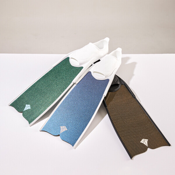 PONGDANG.COM,더블케이 블랙팁 카본 New 오로라 숏핀(40cm),,더블케이,프리다이빙 > 오리발 > 카본핀